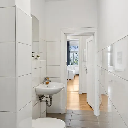 Fuer Teams Halle Zentrum Wifi, Smart Tv, Parking New Halle (Saale)